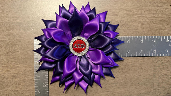 Delta Sigma Theta Corsage (purple)